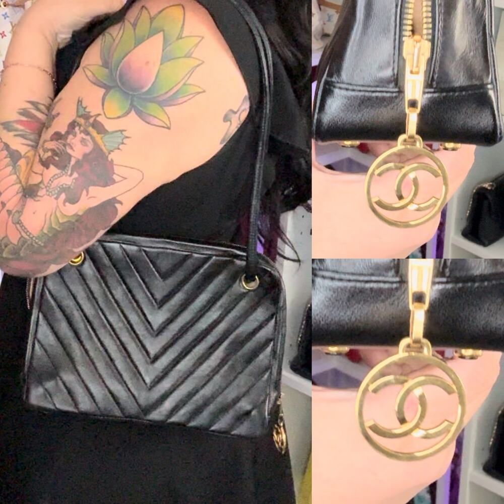 💎✨BEAUTIFUL✨💎 Authentic CHANEL Shoulder Bag